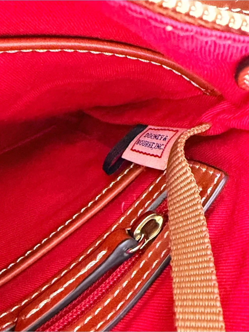 ✨Dooney & Bourke Pebble Grain North South Janine Crossbody EUC ✨
